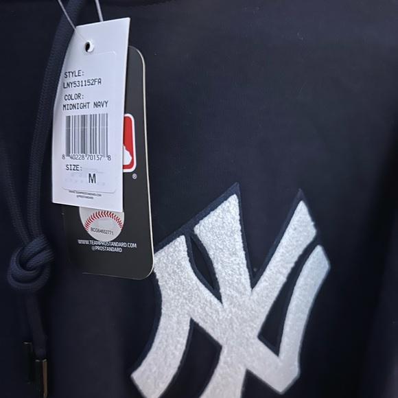 NWT - Pro Standard - MLB New York Yankees Logo - Navy - Hoodie - Medium - Picture 4 of 8